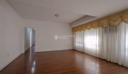 Apartamento com 3 quartos à venda na Avenida Independência, 776, Independência, Porto Alegre, 127 m2 por R$ 560.000