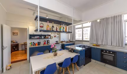 Apartamento com 4 quartos à venda na Avenida Independência, 802, Independência, Porto Alegre, 206 m2 por R$ 1.205.000