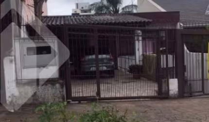 Casa em condomínio fechado com 3 quartos à venda na Rua Araponga, 109, Chácara das Pedras, Porto Alegre, 169 m2 por R$ 760.000