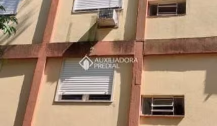 Apartamento com 3 quartos à venda na Travessa Escobar, 469, Camaquã, Porto Alegre, 61 m2 por R$ 295.000