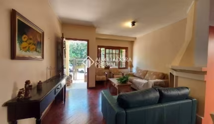 Casa com 3 quartos à venda na Rua João Mendes Ouriques, 630, Jardim Isabel, Porto Alegre, 162 m2 por R$ 800.000