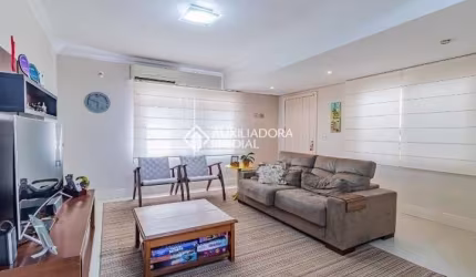 Casa em condomínio fechado com 3 quartos à venda na Rua Padre João Batista Reus, 2748, Vila Conceição, Porto Alegre, 102 m2 por R$ 639.000