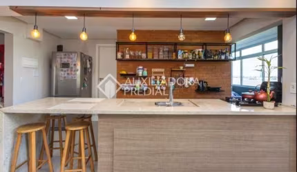 Apartamento com 3 quartos à venda na Avenida Guaíba, 3400, Vila Assunção, Porto Alegre, 81 m2 por R$ 490.000