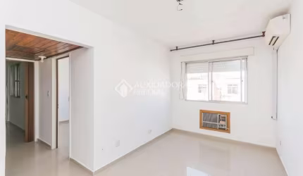 Apartamento com 2 quartos à venda na Rua Orfanotrófio, 700, Alto Petrópolis, Porto Alegre, 48 m2 por R$ 180.000