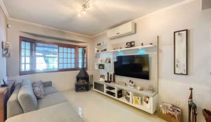 Casa com 3 quartos à venda na Avenida Copacabana, 336, Tristeza, Porto Alegre, 119 m2 por R$ 889.000