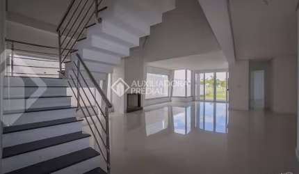 Casa em condomínio fechado com 4 quartos para alugar na Avenida Juca Batista, 9000, Belém Novo, Porto Alegre, 290 m2 por R$ 15.000