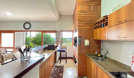 Casa com 4 quartos à venda na Rua Professor Othon Santos Silva, 40, Vila Operária, Porto Alegre, 400 m2 por R$ 1.700.000