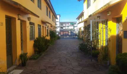Casa em condomínio fechado com 2 quartos à venda na Rua Deputado Cunha Bueno, 245, Vila Nova, Porto Alegre, 37 m2 por R$ 160.000