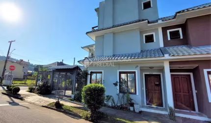 Casa com 3 quartos à venda na Rua Zuzu Angel, 140, Hípica, Porto Alegre, 181 m2 por R$ 498.000