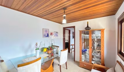 Casa em condomínio fechado com 3 quartos à venda na Rua Vicente Pereira de Souza, 203, Cavalhada, Porto Alegre, 115 m2 por R$ 529.000