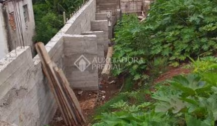 Terreno à venda na Rua Mata Coelho, 81, Nonoai, Porto Alegre, 1205 m2 por R$ 650.000