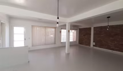 Casa comercial à venda na Avenida Padre Cacique, 136, Praia de Belas, Porto Alegre, 300 m2 por R$ 1.500.000