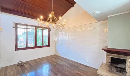 Casa com 3 quartos à venda na Travessa Nova Trento, 407, Tristeza, Porto Alegre, 240 m2 por R$ 850.000