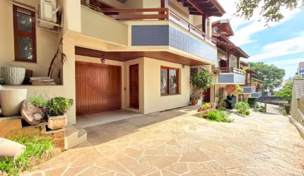 Casa em condomínio fechado com 3 quartos à venda na Rua Jaguari, 910, Cristal, Porto Alegre, 174 m2 por R$ 780.000