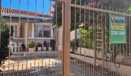 Casa em condomínio fechado com 2 quartos à venda na Rua Carlos Maximiliano Fayet, 1072, Hípica, Porto Alegre, 42 m2 por R$ 300.000