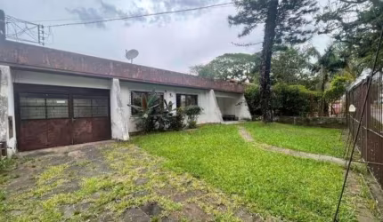 Casa com 3 quartos à venda na Rua Chico Pedro, 789, Camaquã, Porto Alegre, 219 m2 por R$ 750.000