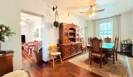 Casa com 5 quartos à venda na Rua Doutor Oscar Bittencourt, 318, Menino Deus, Porto Alegre, 297 m2 por R$ 1.349.900