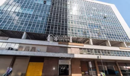 Casa comercial à venda na Rua Chaves Barcelos, 27, Centro Histórico, Porto Alegre, 124 m2 por R$ 300.000