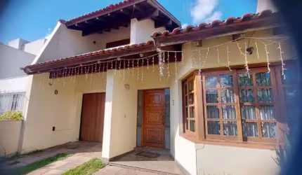 Casa com 3 quartos à venda na Rua Campos Elíseos, 78, Glória, Porto Alegre, 180 m2 por R$ 1.500.000