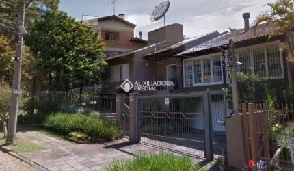 Casa em condomínio fechado com 3 quartos para alugar na Rua Rodonel Guatimozim, 185, Ipanema, Porto Alegre, 326 m2 por R$ 12.000