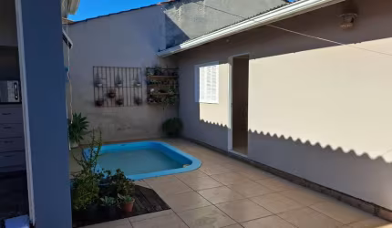 Casa com 4 quartos à venda na Lalzina Ignácio da Silva, 9, Campo Novo, Porto Alegre, 177 m2 por R$ 450.000