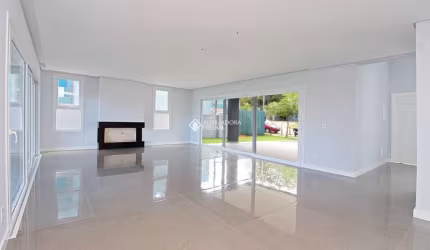 Casa em condomínio fechado com 4 quartos à venda na Estrada das Três Meninas, 1501, Vila Nova, Porto Alegre, 294 m2 por R$ 2.290.000