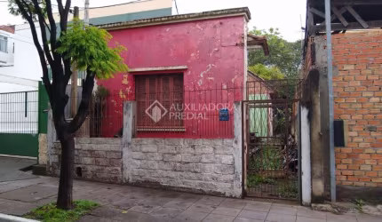 Terreno comercial à venda na Rua Souza Reis, 70, São João, Porto Alegre, 349 m2 por R$ 380.000