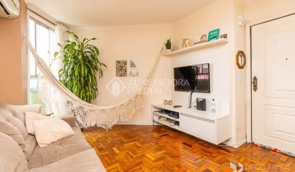 Apartamento com 3 quartos à venda na Rua Coronel Massot, 520, Camaquã, Porto Alegre, 73 m2 por R$ 315.000