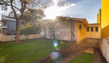 Casa com 3 quartos à venda na Rua General Rondon, 1206, Tristeza, Porto Alegre, 205 m2 por R$ 1.385.000