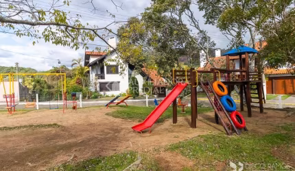 Casa em condomínio fechado com 4 quartos à venda na Rua Professor Antônio José Remião, 15, Espírito Santo, Porto Alegre, 250 m2 por R$ 2.000.000