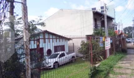Terreno em condomínio fechado à venda na Avenida Eduardo Prado, 58, Cavalhada, Porto Alegre, 330 m2 por R$ 614.650
