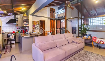 Casa em condomínio fechado com 3 quartos à venda na Avenida Jacuí, 978, Cristal, Porto Alegre, 365 m2 por R$ 920.000