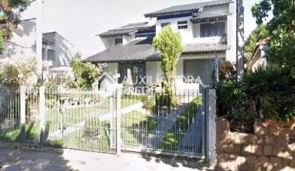 Casa com 5 quartos à venda na Rua Doutor Mário Totta, 2087, Tristeza, Porto Alegre, 379 m2 por R$ 1.790.000