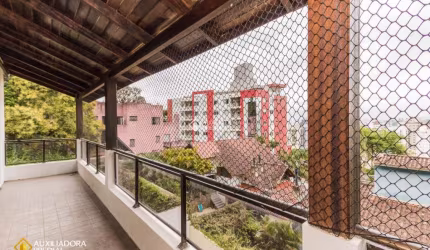 Casa com 5 quartos à venda na Rua Ângelo La Porta, 431, Centro, Florianópolis, 360 m2 por R$ 1.560.000