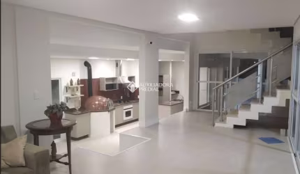 Casa com 5 quartos à venda na Rua Doutor Celso Nicodemus Lopes, 111, João Paulo, Florianópolis, 567 m2 por R$ 4.300.000