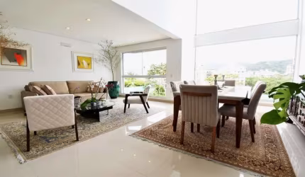 Casa com 4 quartos à venda na Rua Acelon Eduardo da Silva, 321, Córrego Grande, Florianópolis, 284 m2 por R$ 3.000.000
