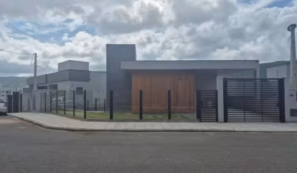 Casa com 3 quartos à venda na Rua Acelon Eduardo da Silva, 247, Córrego Grande, Florianópolis, 280 m2 por R$ 3.490.000
