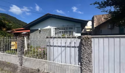 Casa com 3 quartos à venda na Ibatingui, 130, Monte Verde, Florianópolis, 136 m2 por R$ 600.000