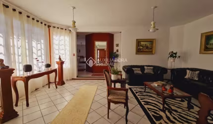 Casa com 4 quartos à venda na Rua Berlim, 33, Córrego Grande, Florianópolis, 297 m2 por R$ 2.180.000