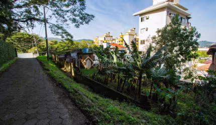 Terreno à venda na Rua João Gonzaga da Costa, 21, Saco Grande, Florianópolis, 728 m2 por R$ 2.150.000