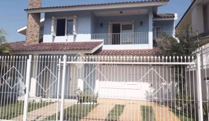 Casa com 3 quartos à venda na Evaldo Behr, 55, Camobi, Santa Maria, 215 m2 por R$ 890.000
