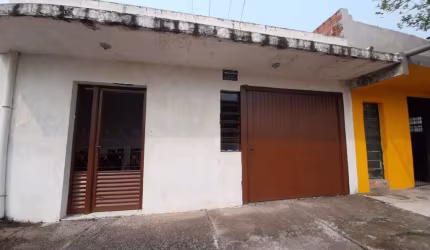 Casa com 4 quartos à venda na Quarenta e Nove, 104, Tancredo Neves, Santa Maria, 77 m2 por R$ 170.000