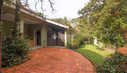 Casa com 3 quartos à venda na Rua Tamanday, 499, Nonoai, Santa Maria, 343 m2 por R$ 1.999.999