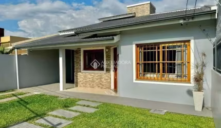 Casa com 1 quarto à venda na Rua dos Salsos, 01, Pinheiro Machado, Santa Maria, 158 m2 por R$ 890.000