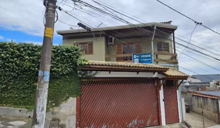 Casa com 2 quartos à venda na DOS JASMINS, 539, Jardim Primavera, Mauá, 543 m2 por R$ 1.180.000
