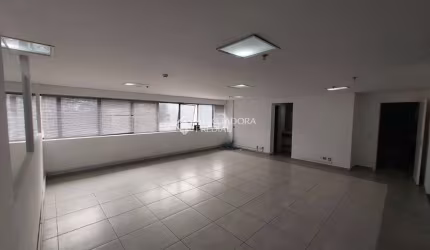 Sala comercial à venda na Avenida Senador Roberto Simonsen, 743, Santo Antônio, São Caetano do Sul, 136 m2 por R$ 750.000