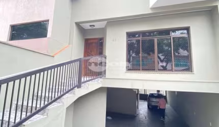 Casa em condomínio fechado com 3 quartos à venda na Rua Adelina Salvatore Bassoli, 83, Jardim das Américas, São Bernardo do Campo, 216 m2 por R$ 890.000