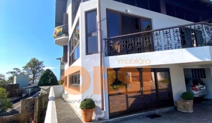 Vendo centro Florianópolis casa Semi Mobiliada de 400m2 vista mar