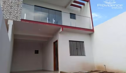 Sobrado com 4 dormitórios à venda, 132 m² por R$ 690.000,00 - Alto Alegre - Cascavel/PR