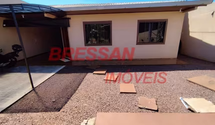 Vendo Casa no faculdade  com 108 m² mais edícula 70 m² terreno  414m2